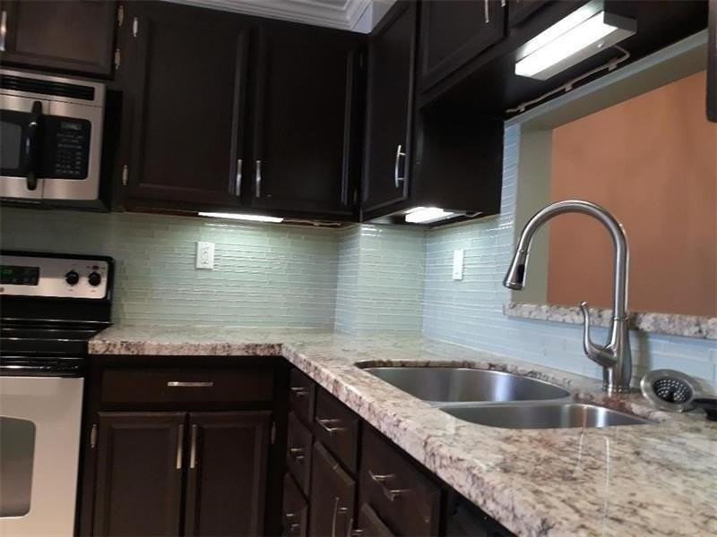 1100 Nw 87th Ave #204 - Photo 7 of 38