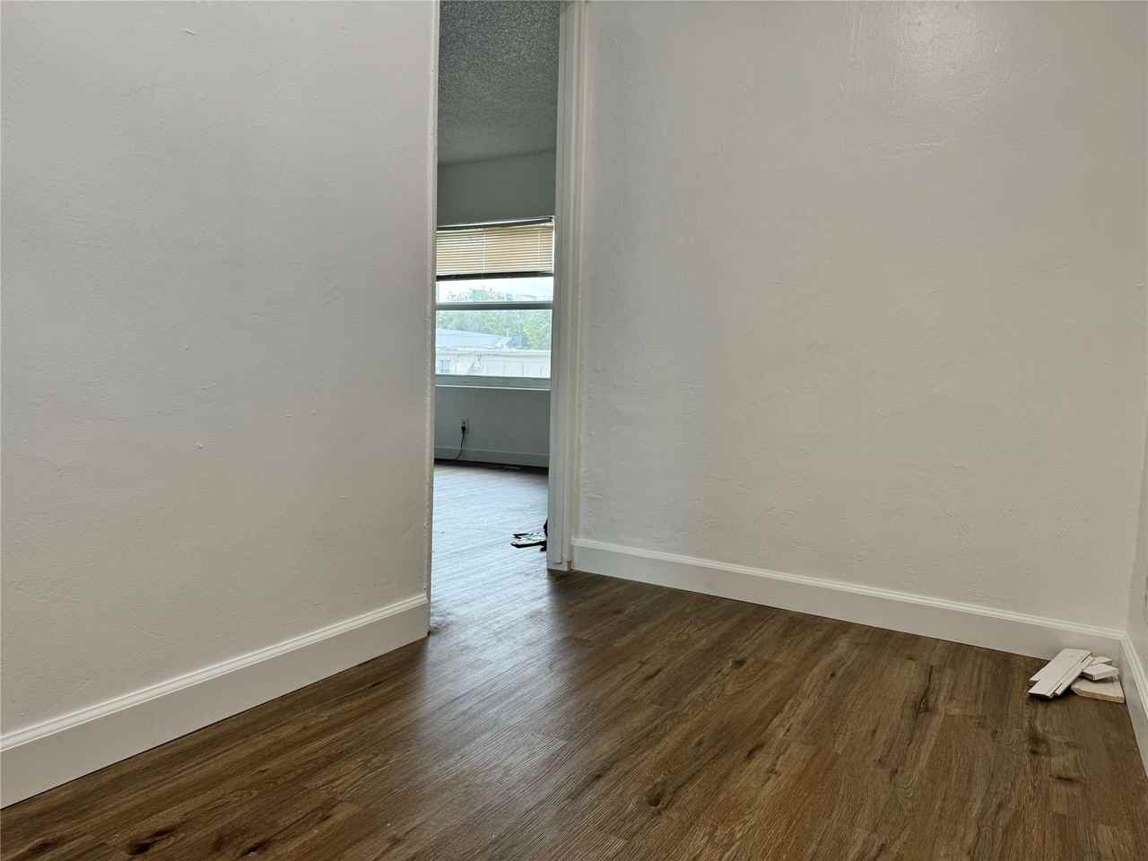 2037 Madison St #8 - Photo 3 of 8