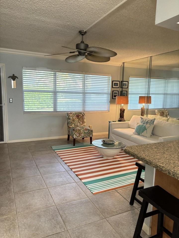 210 Horizons E #107 - Photo 3 of 17