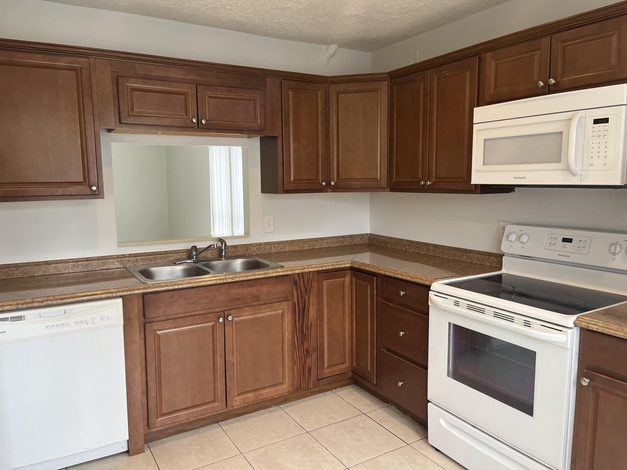 796 Hill Dr #A - Photo 2 of 19