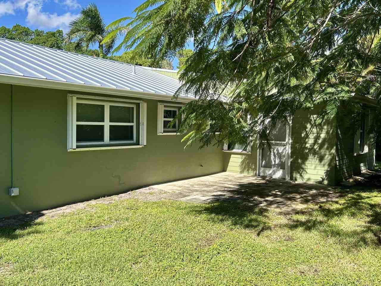 2095 Nw Fork Rd - Photo 3 of 10