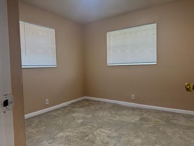 1423 7th St - Photo 7 of 8