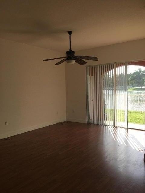 63 Se Palermo Ct #101 - Photo 3 of 11