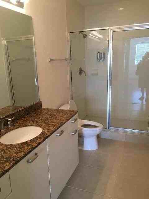 63 Se Palermo Ct #101 - Photo 6 of 11