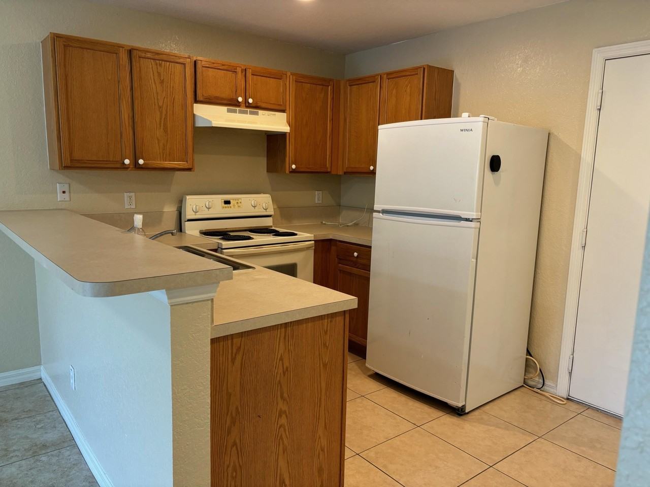 5330 Se Mitchell Ln - Photo 2 of 25