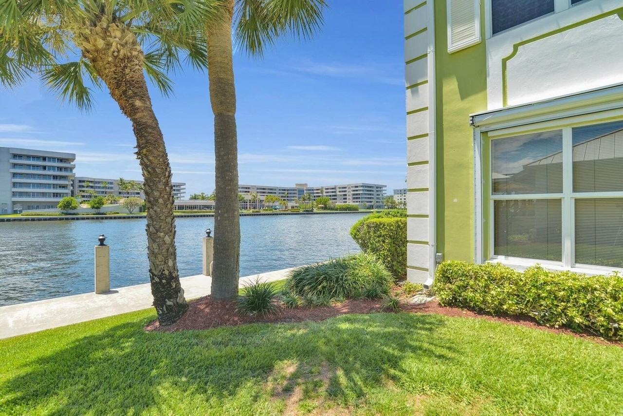 1704 Del Haven Dr #38B - Photo 2 of 39