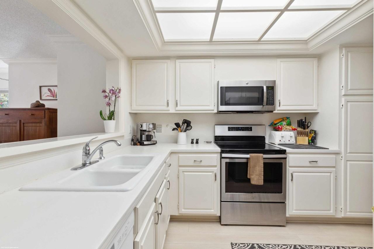 2810 Polo Island Dr #C103 - Photo 7 of 18
