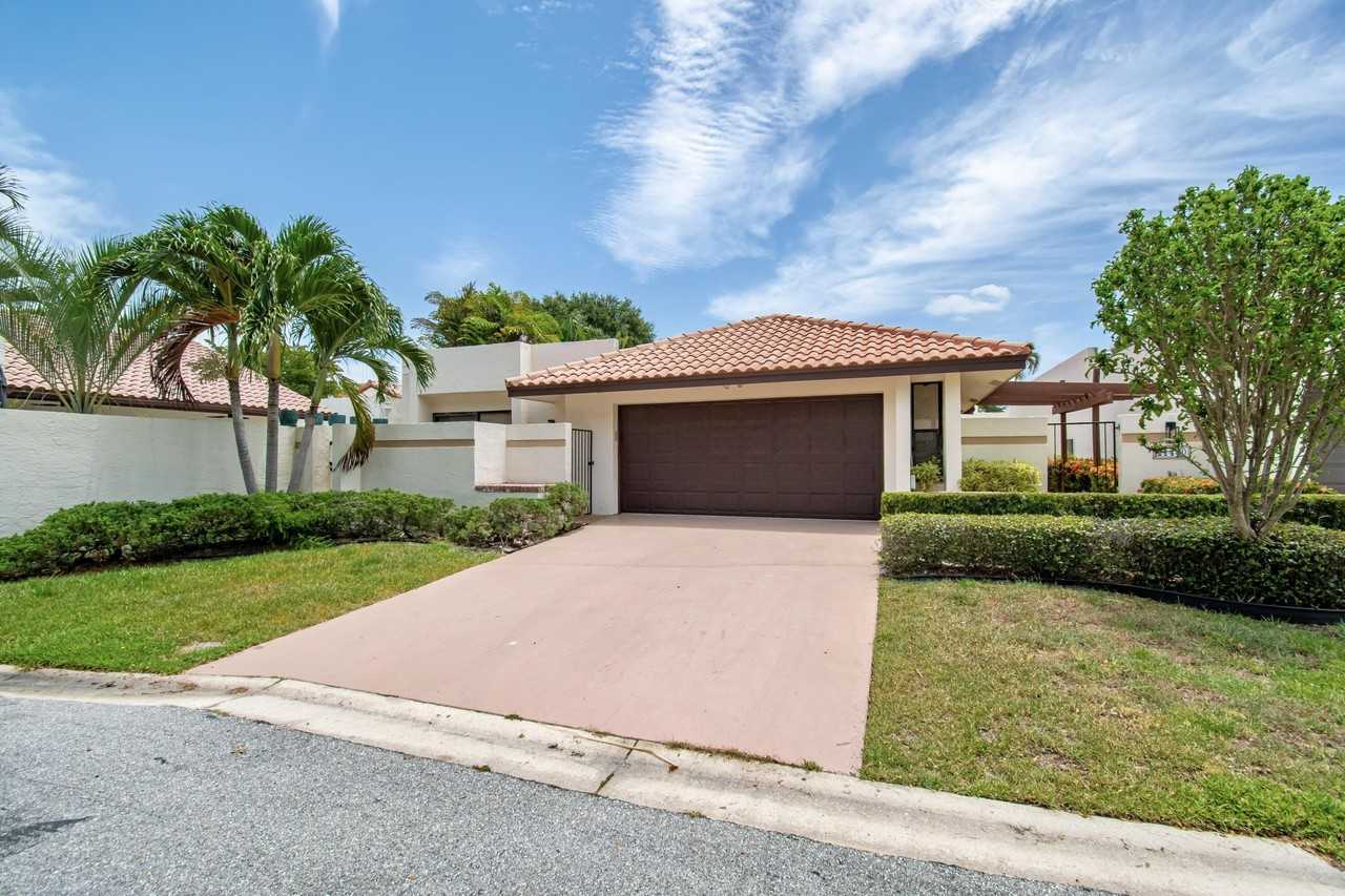 21440 Campo Allegro Dr - Photo 2 of 42