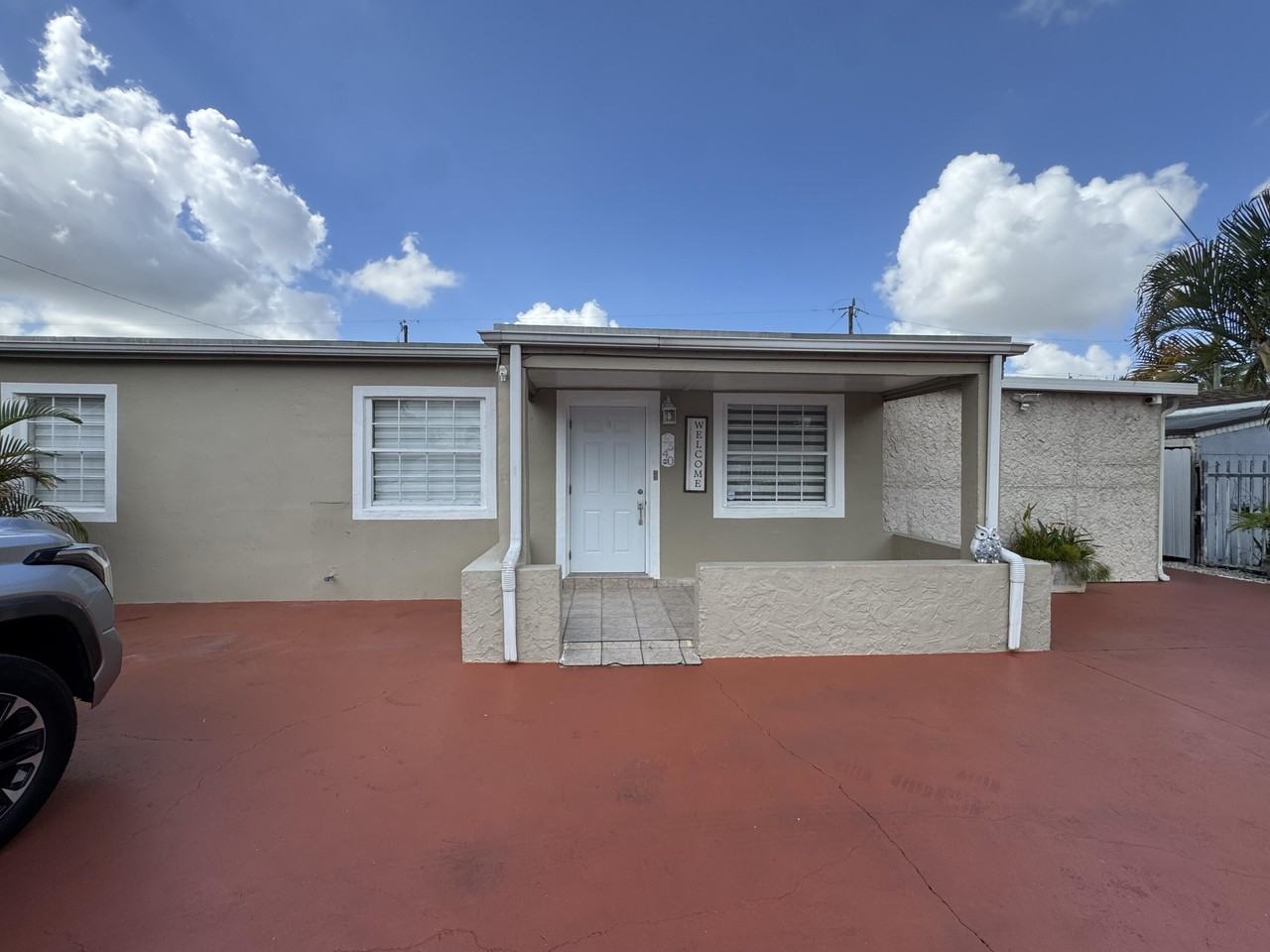 3540 Nw 95th Ter - Photo 5 of 34