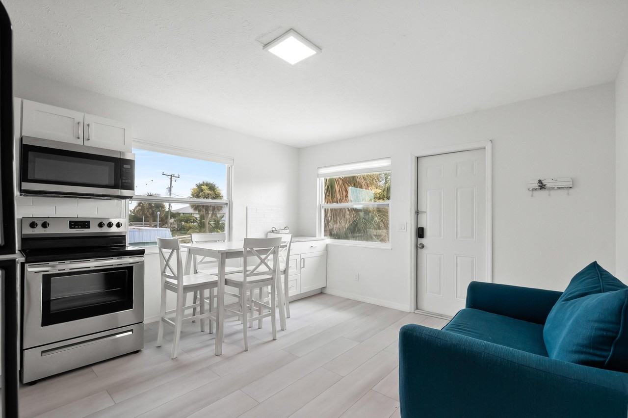 336 Hernando St #D - Photo 5 of 15