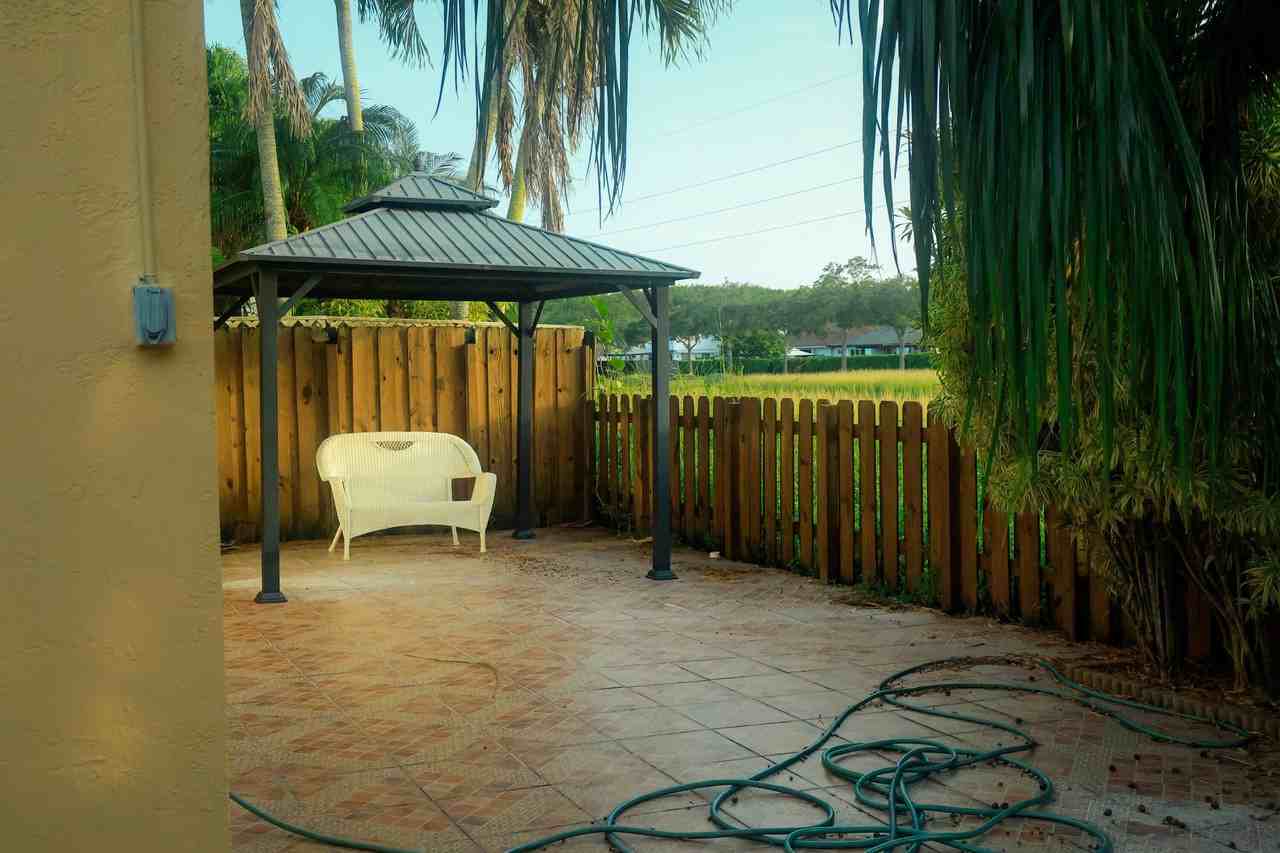 14750 Sw 156th Ave - Photo 7 of 22