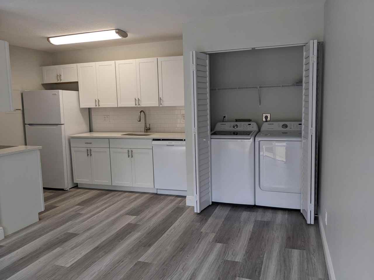633 Executive Center Dr #L104 - Photo 3 of 17
