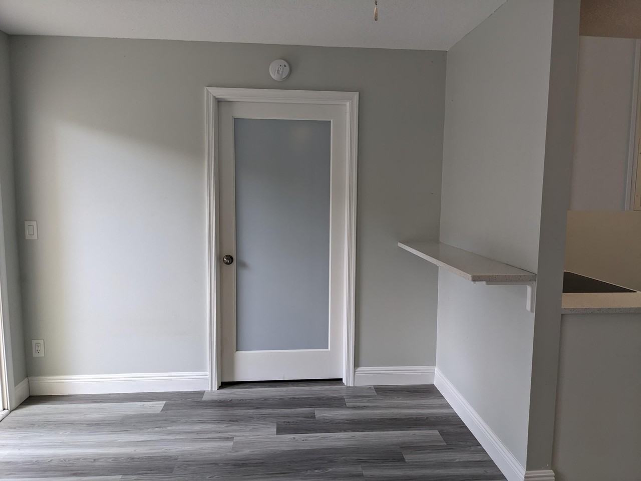633 Executive Center Dr #L104 - Photo 6 of 17