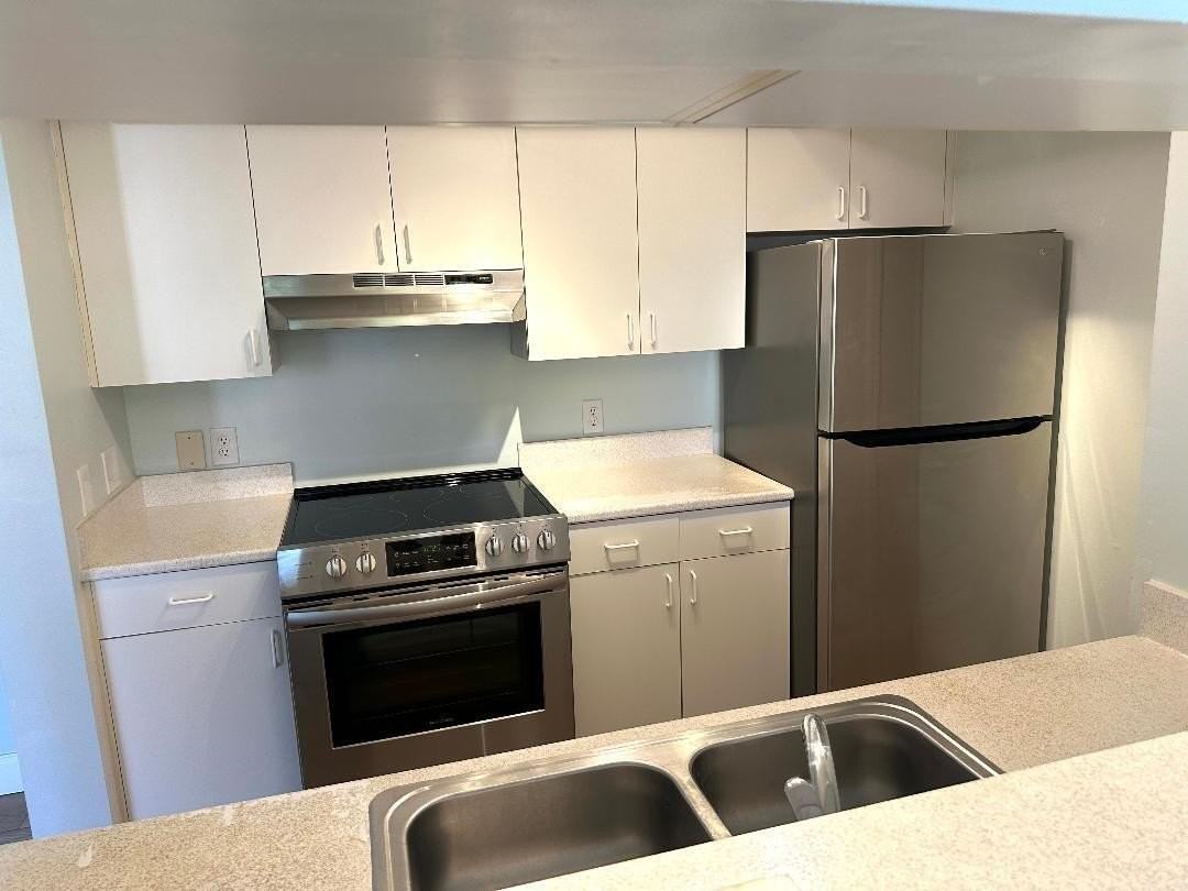 103 Yacht Club Way #208 - Photo 4 of 14