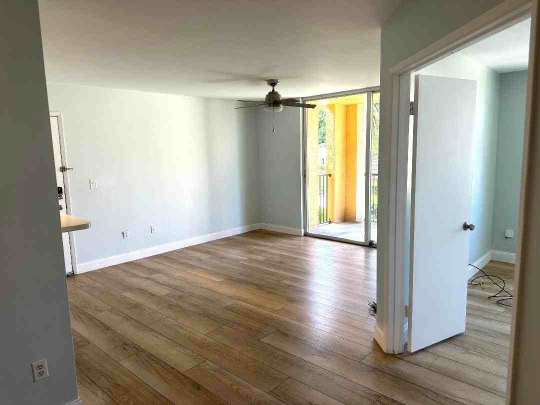 103 Yacht Club Way #208 - Photo 6 of 14