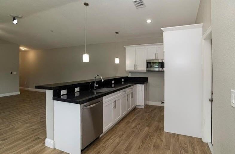 1140 Nw 1st Ave - Photo 5 of 17