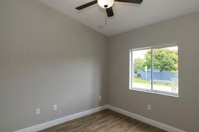 1140 Nw 1st Ave - Photo 7 of 17