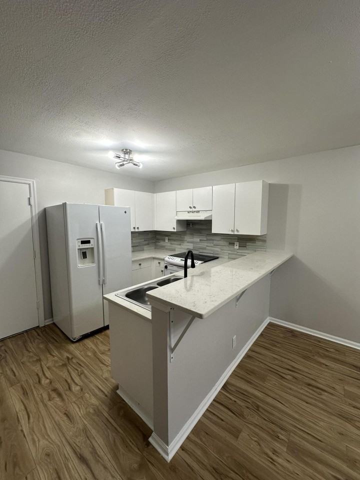 6856 Mill Brook Pl - Photo 5 of 19