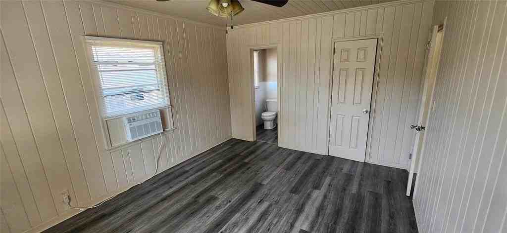 609 Sw 4th Ave #2 - Photo 3 of 33