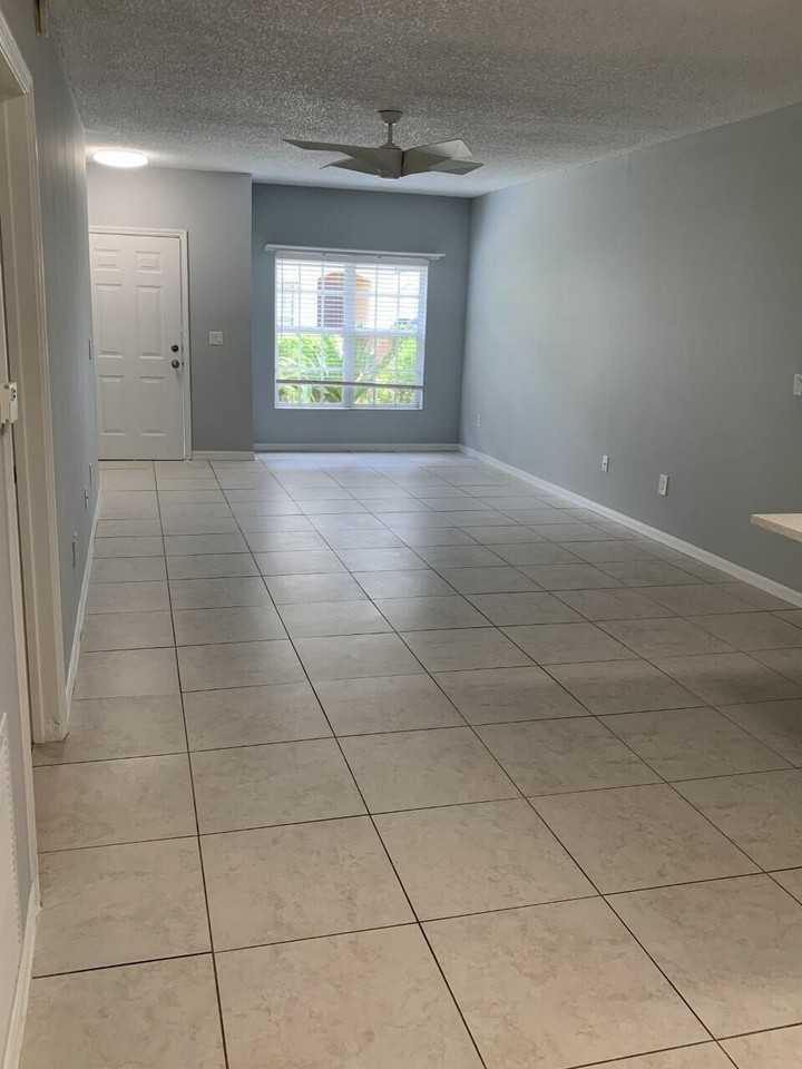 10300 Fox Trail Rd S #808 - Photo 4 of 25