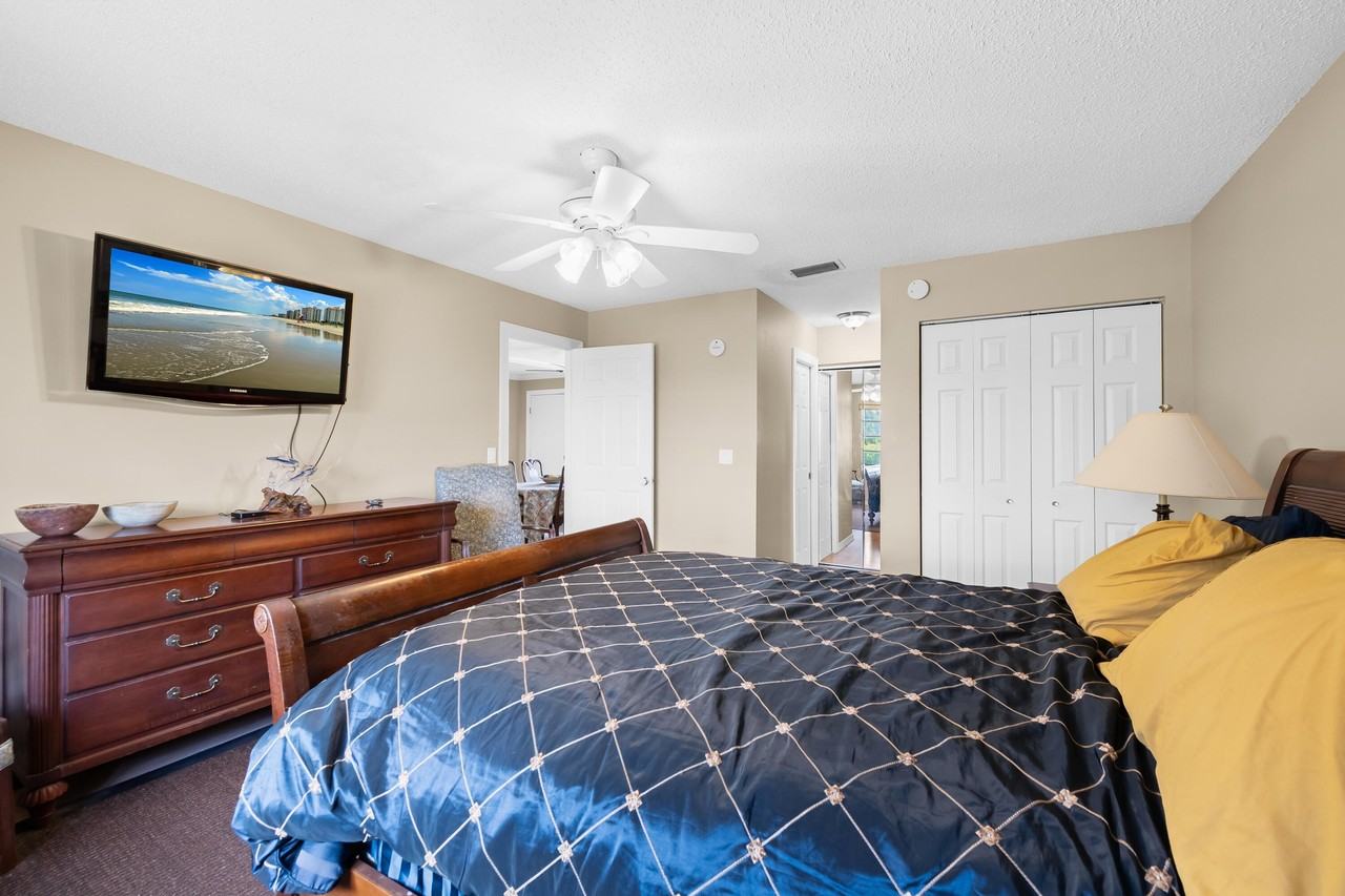 13771 Via Aurora #D - Photo 6 of 24