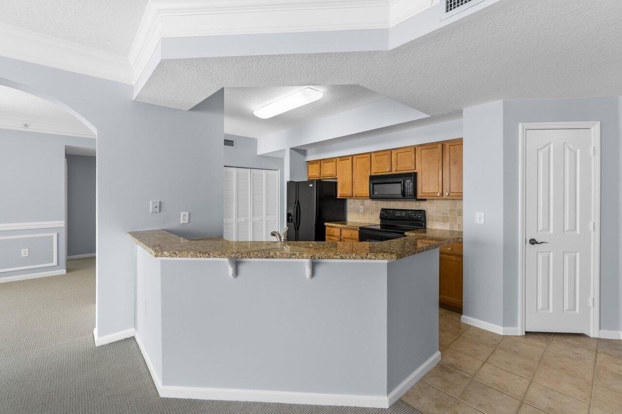 276 Murcia Dr #213 - Photo 5 of 30