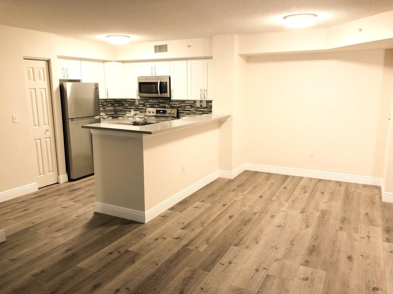 7808 Sonoma Springs Cir #203 - Photo 2 of 21