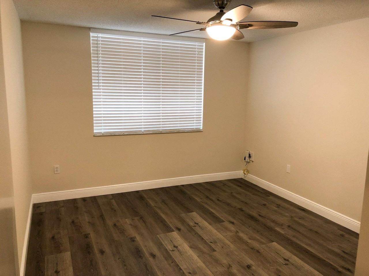 7808 Sonoma Springs Cir #203 - Photo 6 of 21