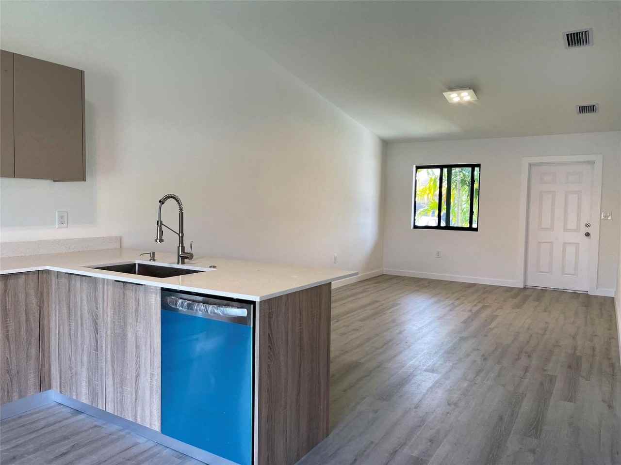 4741 Sw 135th Pl - Photo 6 of 19