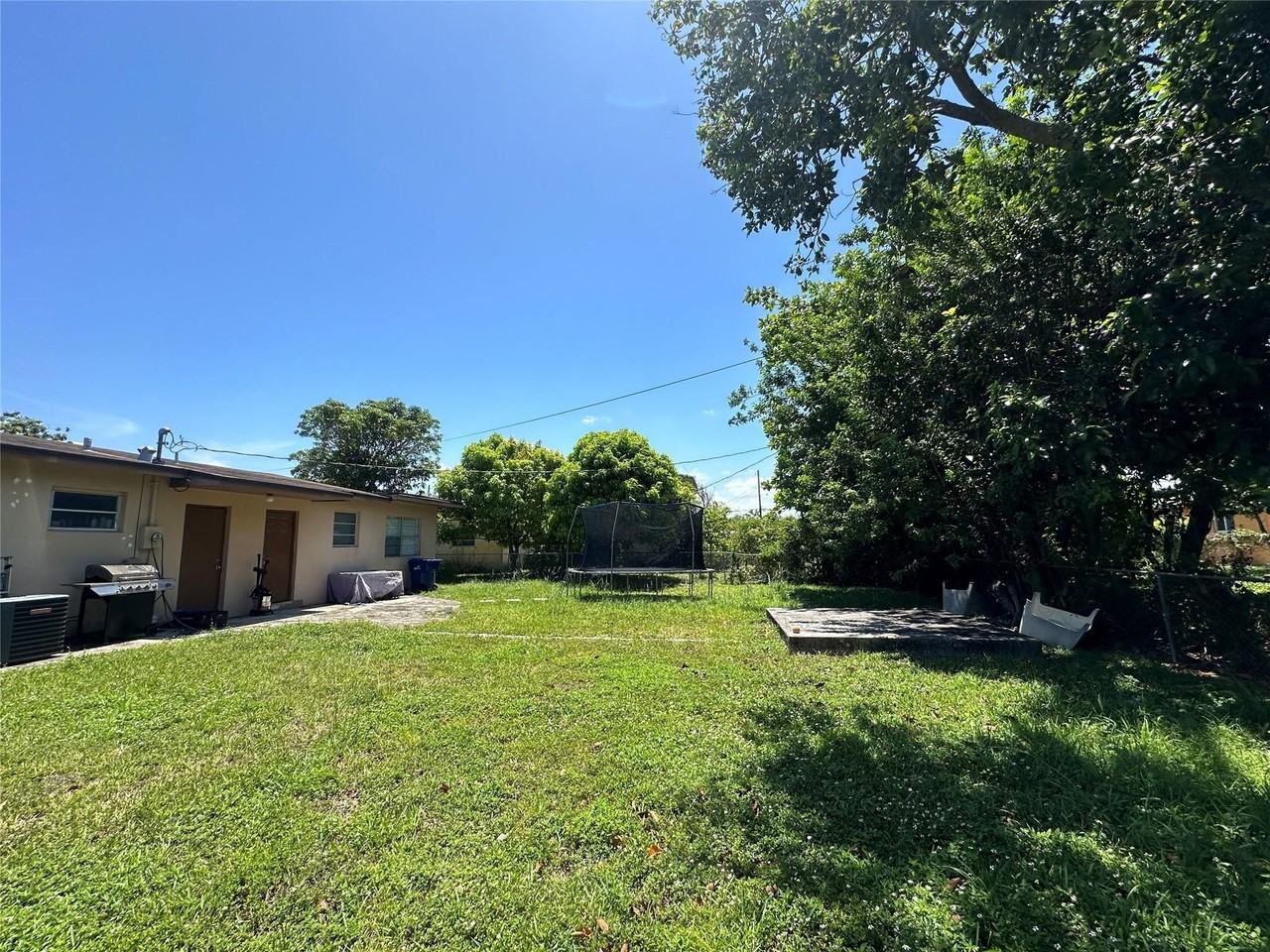 10741 Sw 150th Ter - Photo 5 of 24