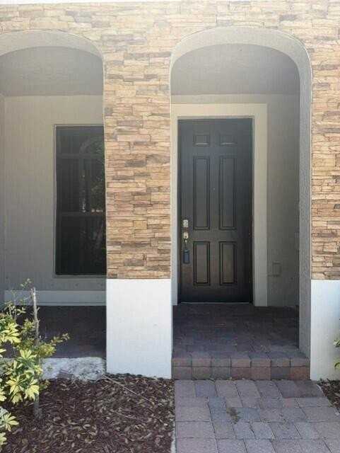 23765 Sw 118th Ave - Photo 3 of 36
