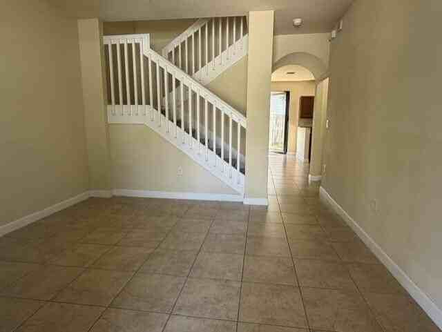 23765 Sw 118th Ave - Photo 4 of 36