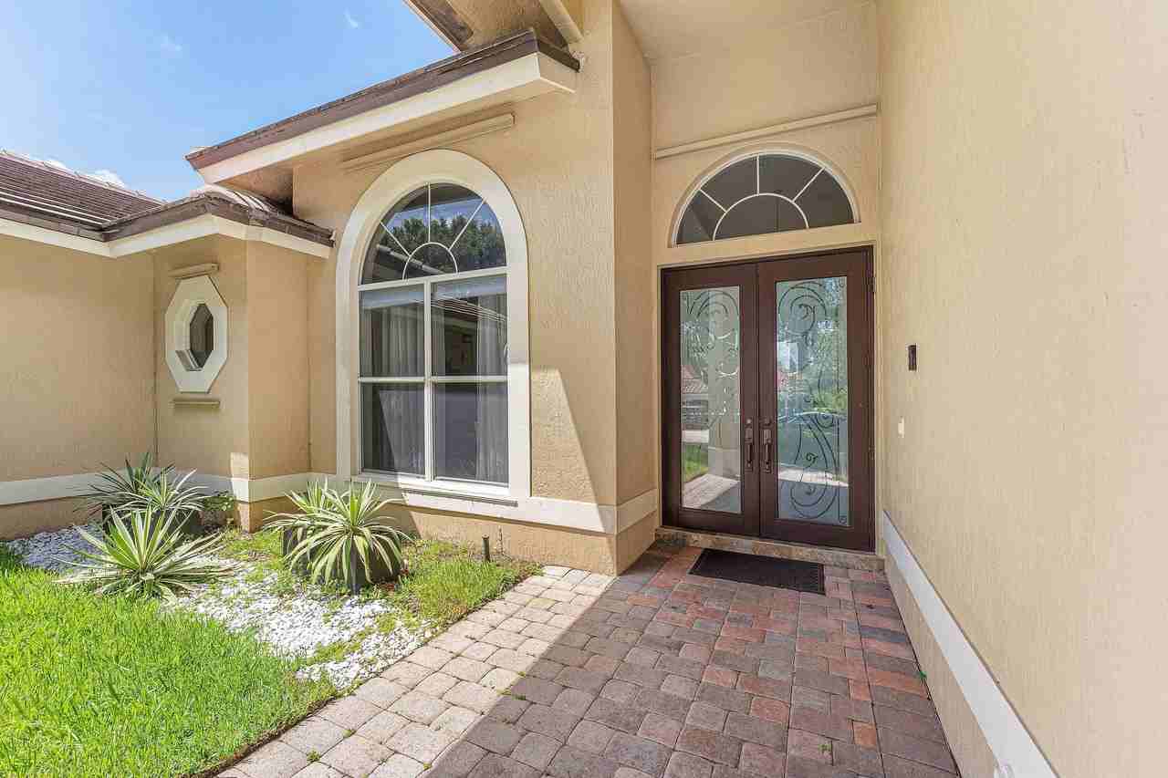 7235 Nw 63rd Ter - Photo 3 of 37