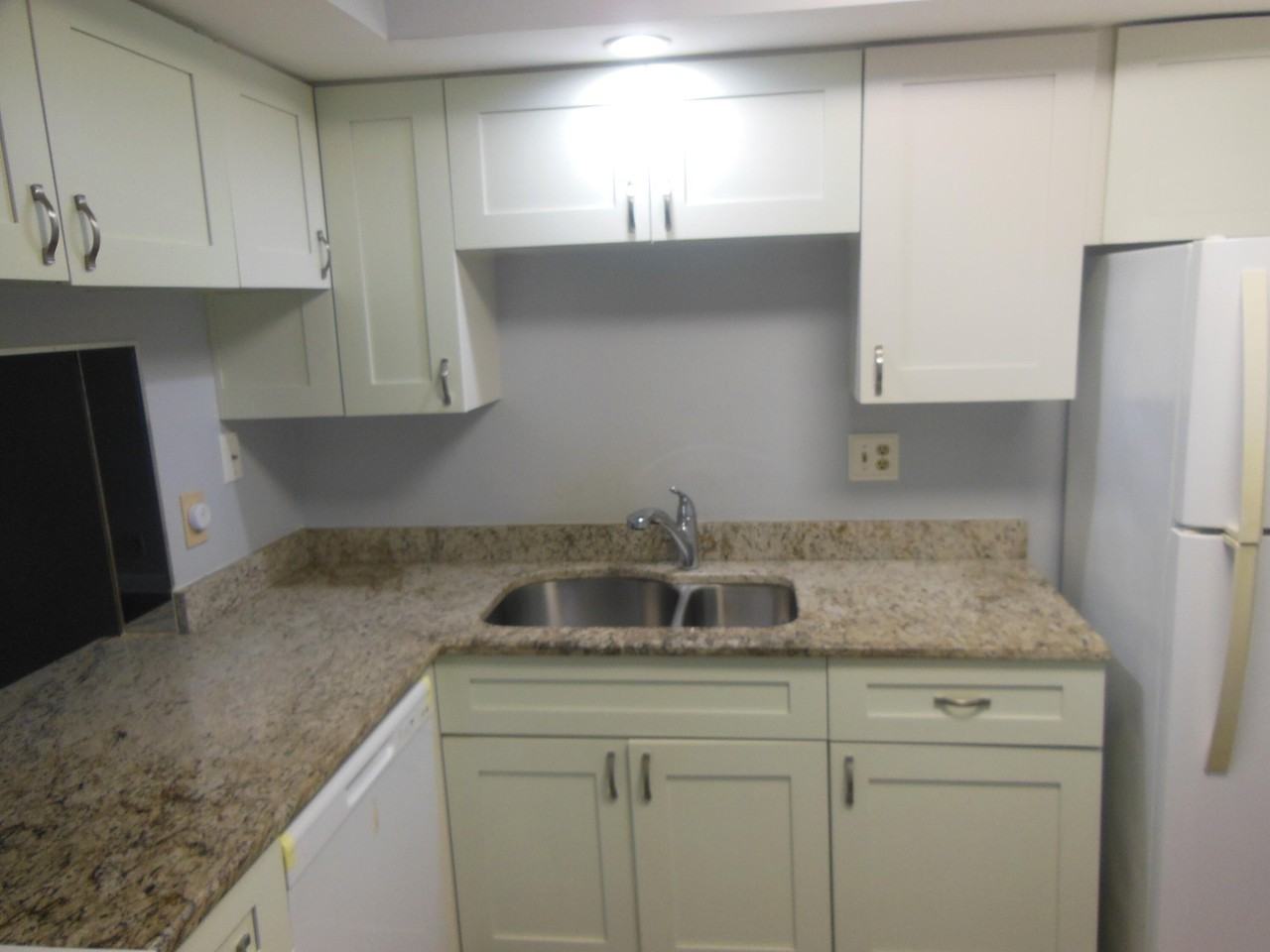 105 Lake Helen Dr - Photo 7 of 15