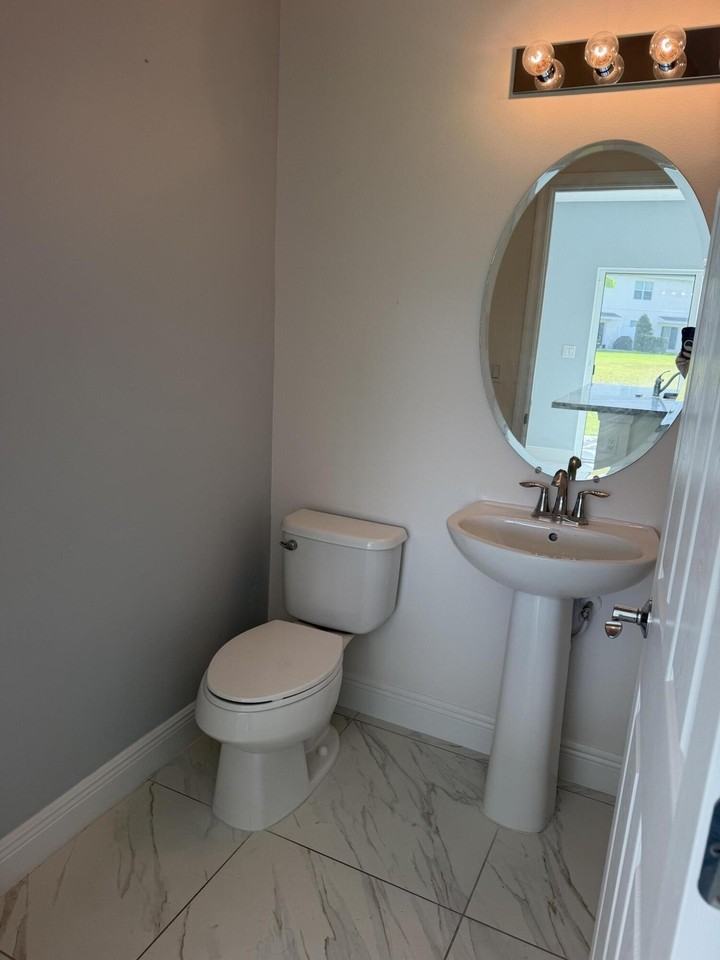 2810 Nw Treviso Cir - Photo 5 of 12