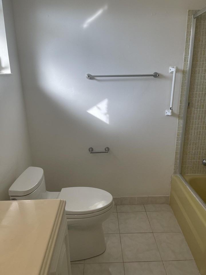 2676 Dudley Dr E #B - Photo 5 of 7