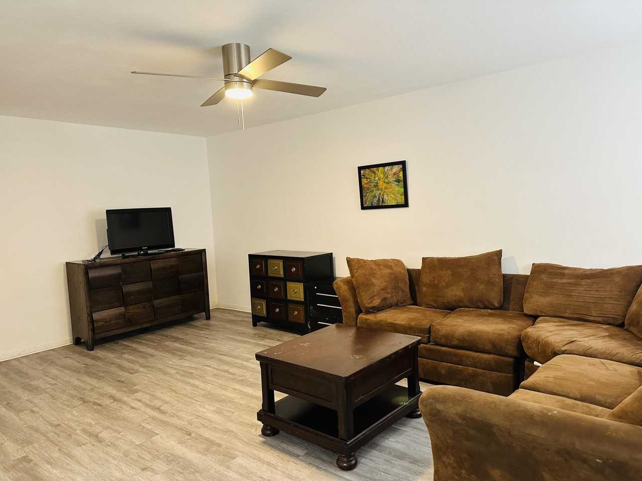 3402 Cynthia Ln #118 - Photo 5 of 21
