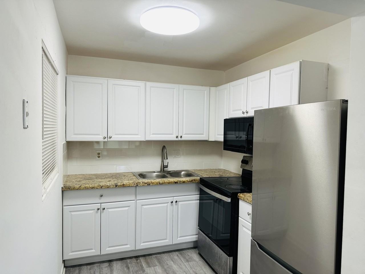 3402 Cynthia Ln #118 - Photo 7 of 21