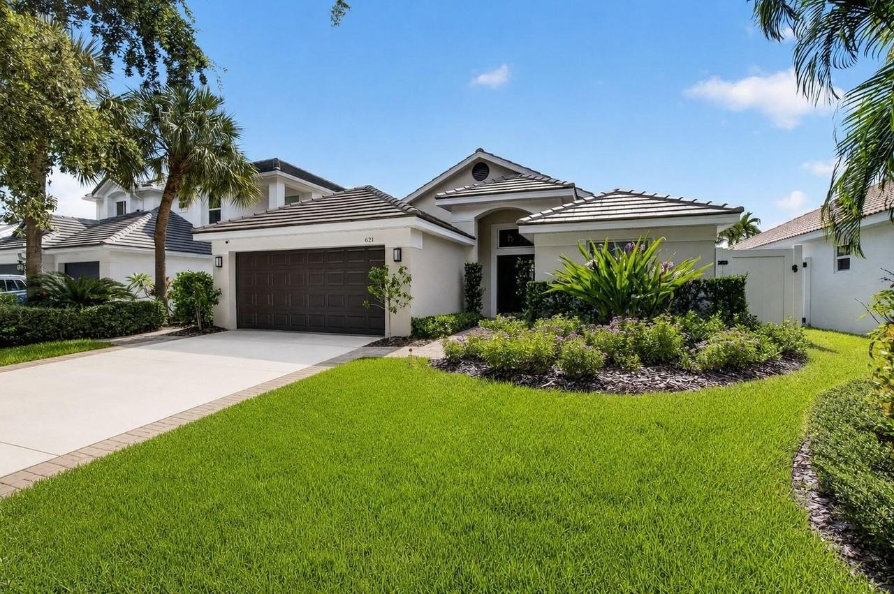 621 Anchor Pt - Photo 2 of 50