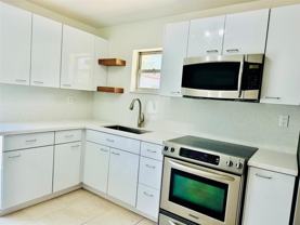 2425 Pierce St - Photo 1 of 1