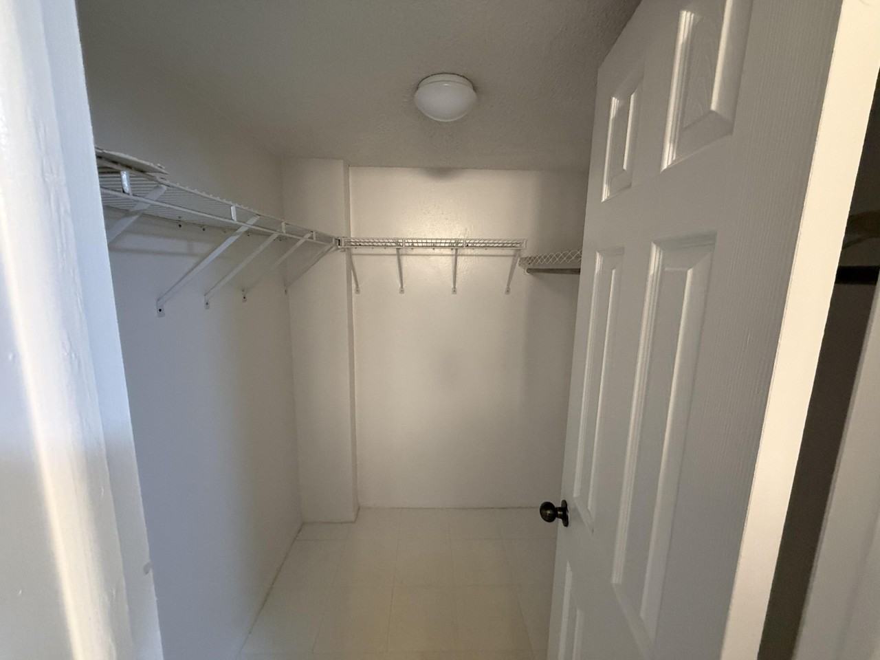 9450 Live Oak Pl #306 - Photo 5 of 7
