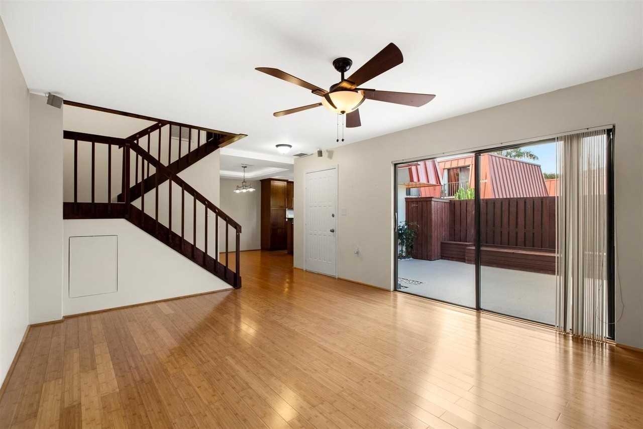 3229 Gardens East Dr #C - Photo 4 of 19