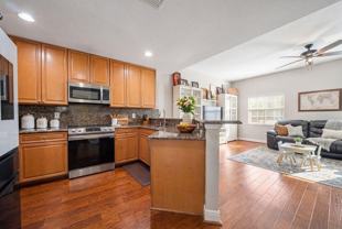 261 Sw 6th Pl - Photo 1 of 1