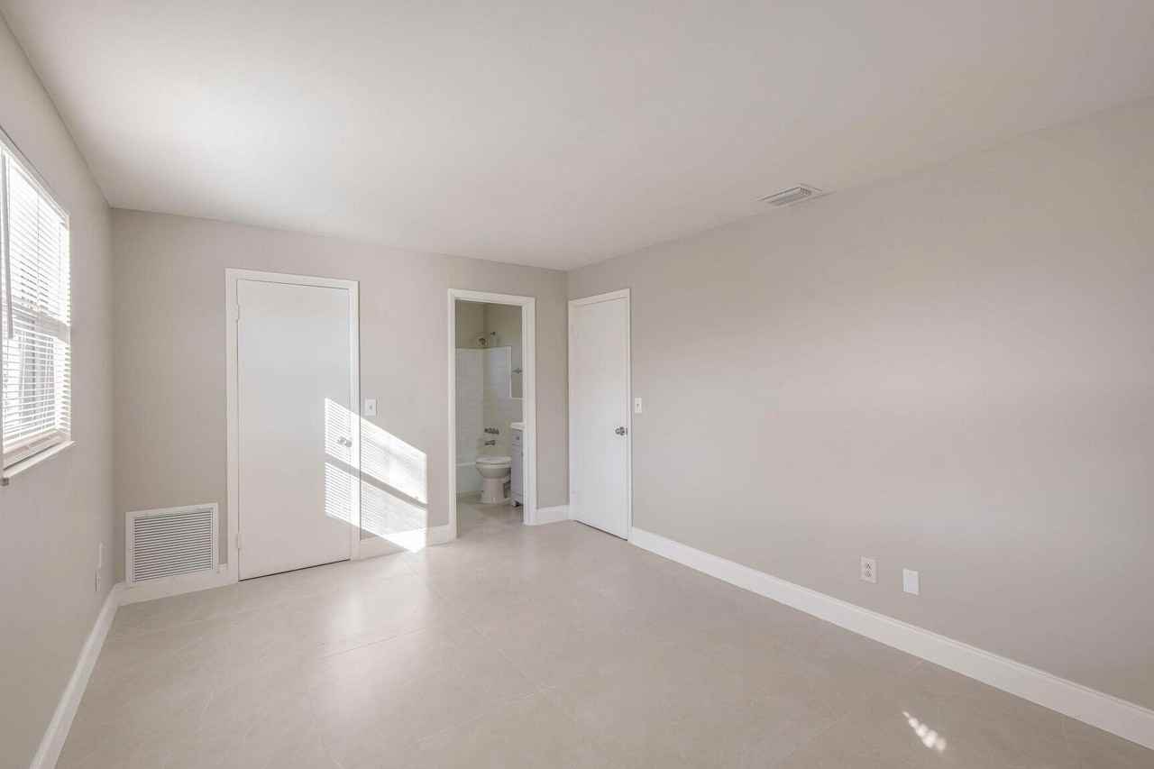 3147 Naylor Ter - Photo 6 of 16