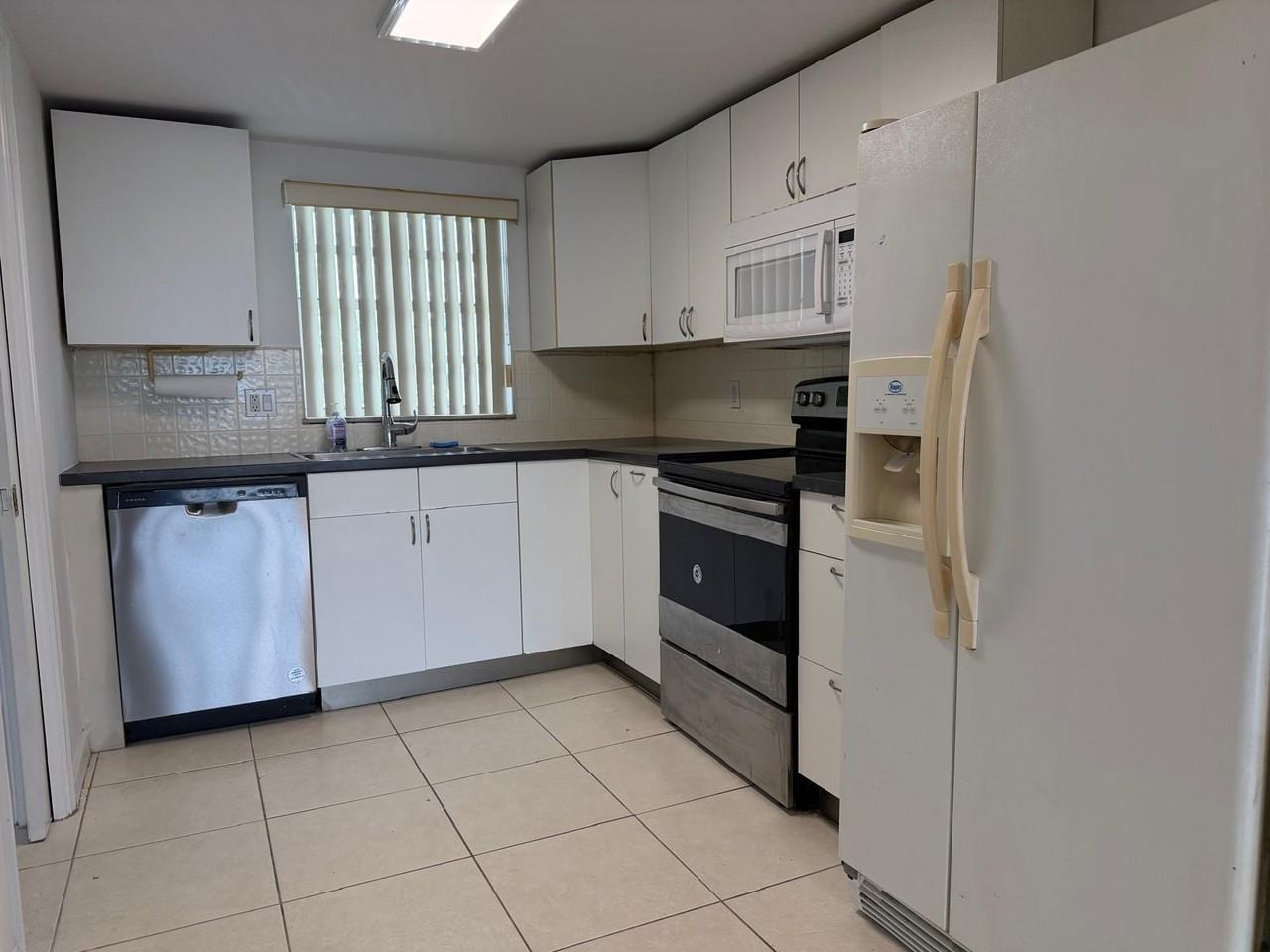 9470 Live Oak Pl #404 - Photo 4 of 15