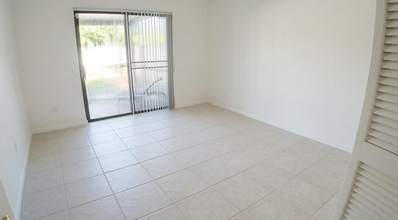 13368 Bedford Mews Ct - Photo 7 of 20