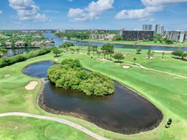 featured image of 374 Golfview Rd #106