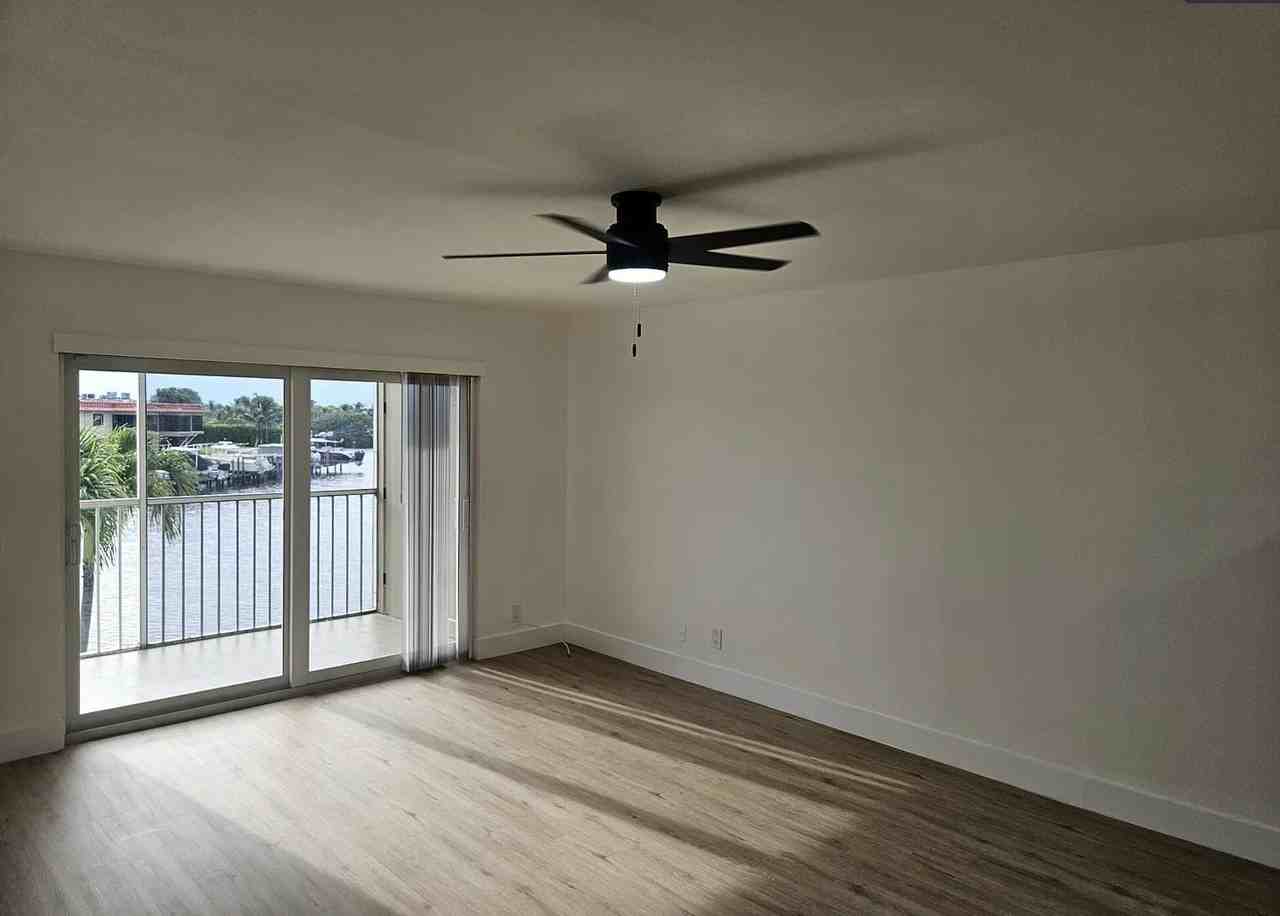 630 Southwind Cir - Photo 4 of 5