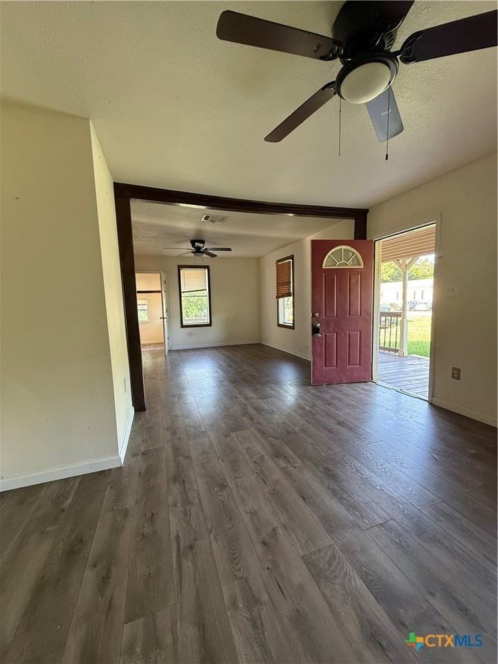 504 Brookman S - Photo 3 of 17