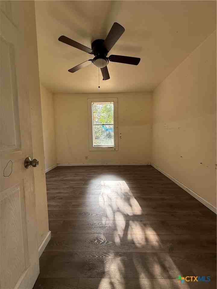 504 Brookman S - Photo 7 of 17